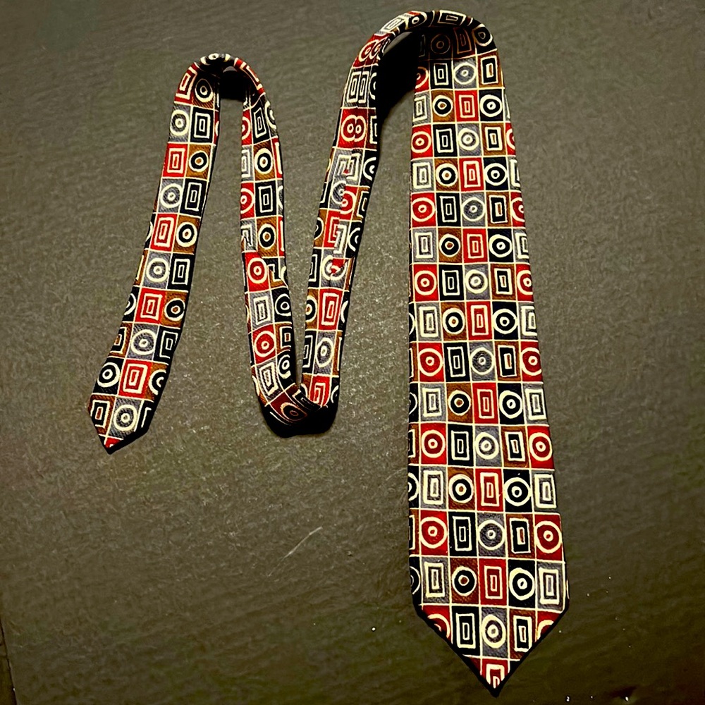 .Domenico Franco COMO 100% Italian silk tie 4” by 59”